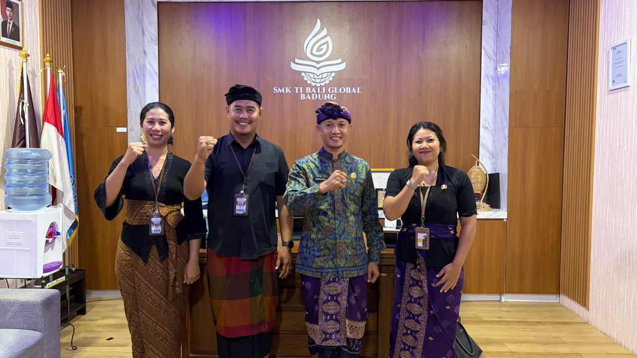 Perkuat Pengawasan Partisipatif, Bawaslu Badung dan SMK TI Bali Global Taken PKS GEMPAR